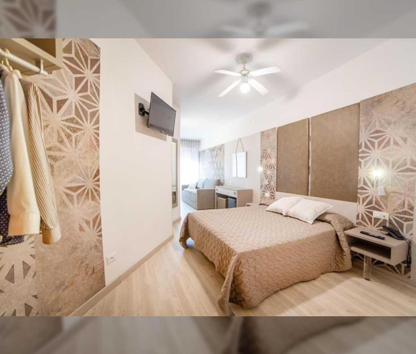 Hotel All'Orologio 3 Stelle Superior Каорле Экстерьер фото
